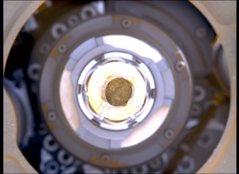 Why are scientists fascinated by the air in NASA's Mars sample tubes?